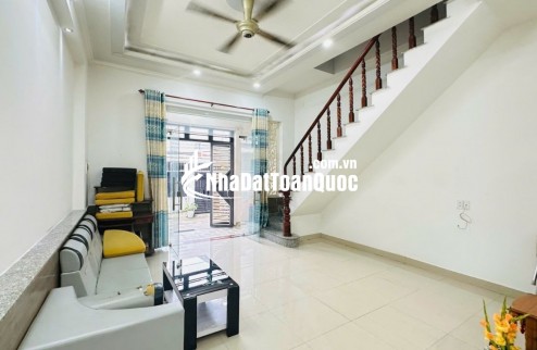BÁN NHÀ 1 TRỆT 1 LẦU GẦN DT743, ĐÔNG HÒA, DĨ AN – GIÁ CHỈ 3,5 TỶ